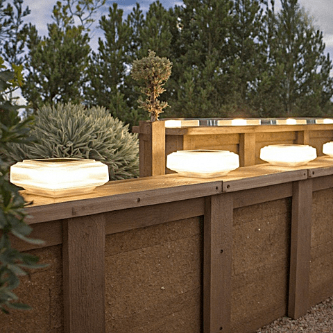 LUMINAIRES SOLAIRES EXTERIEURS |JELI - Lumière de Léora