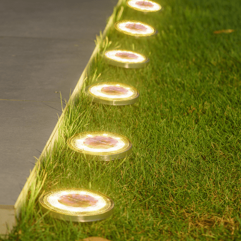 LUMINAIRES SOLAIRES EXTERIEURS |JERE - Lumière de Léora
