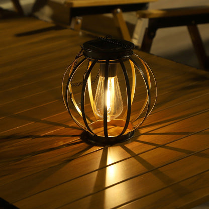 lanterne-solaire-sur une table