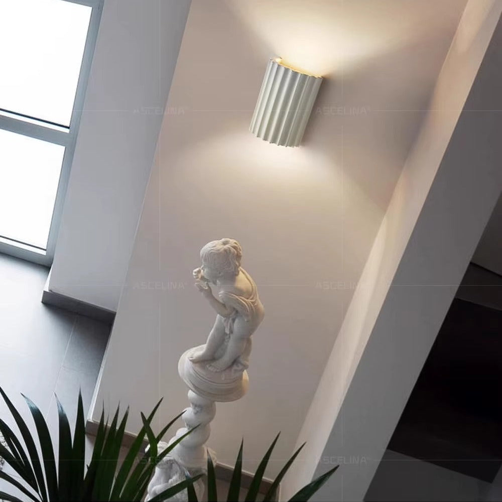 applique-murale-couloir couleur blanche