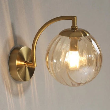 applique-murale-en-verre-colore-beige 