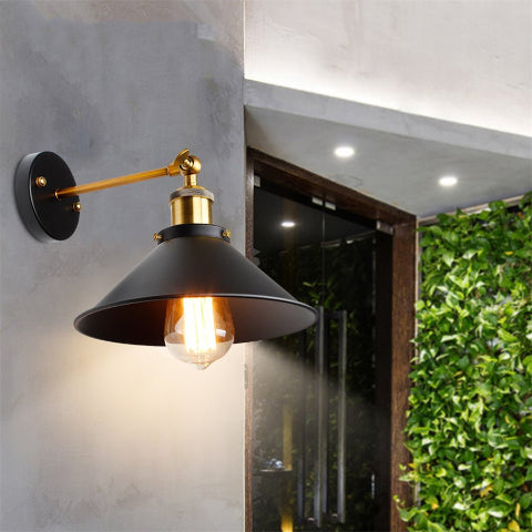 applique murale industrielle noire et or