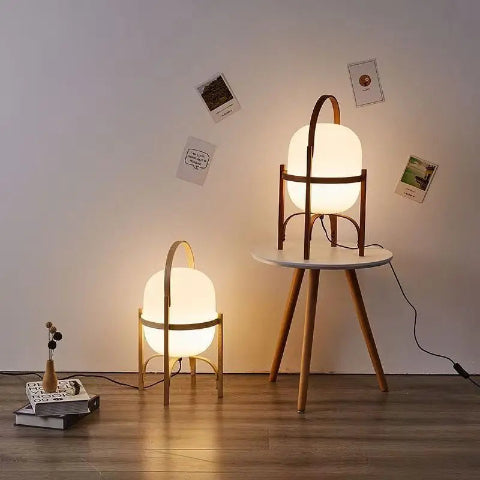 lampe-a-poser bois fonce et bois clair