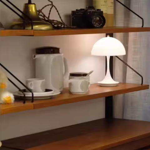 lampe champignon blanche bianc sur etegere