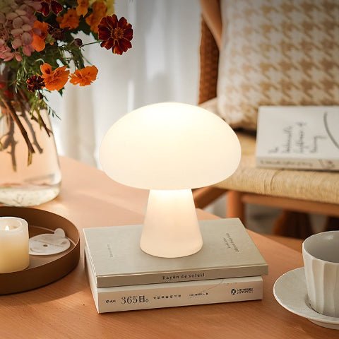 lampe champignon blanche lecture