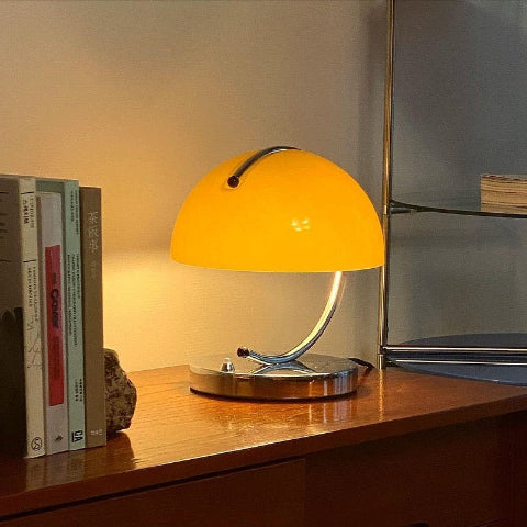 lampe de chevet champignon jaune solaire