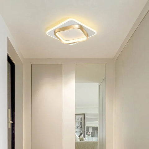 plafonnier design carré couloir