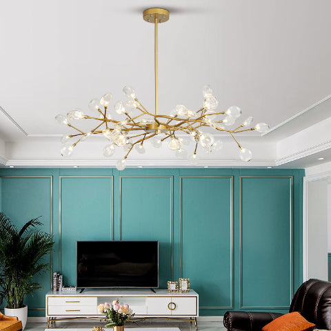 plafonnier illumine le salon