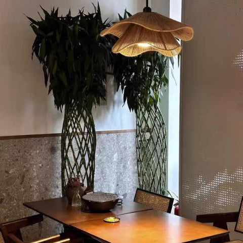 suspension fleur au dessus table