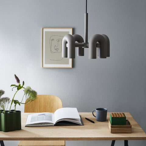 suspension luminaire design classique gris