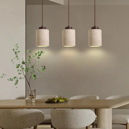 suspension japonaise grand cylindre au--dessus  de la table